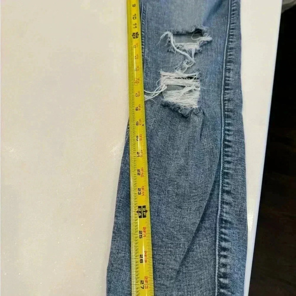Hollister men’s distressed advanced stretch jeans. Straight leg size 32x30 - Picture 10 of 11